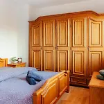 Promenada Old Town Апартаменти