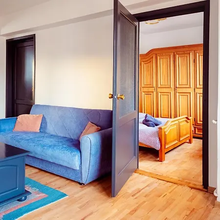 Promenada Old Town Apartment *